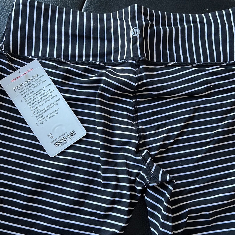 Lululemon Wunder Under Pant size 10
Parallel Stripe Black White / Black - Picture 5 of 9